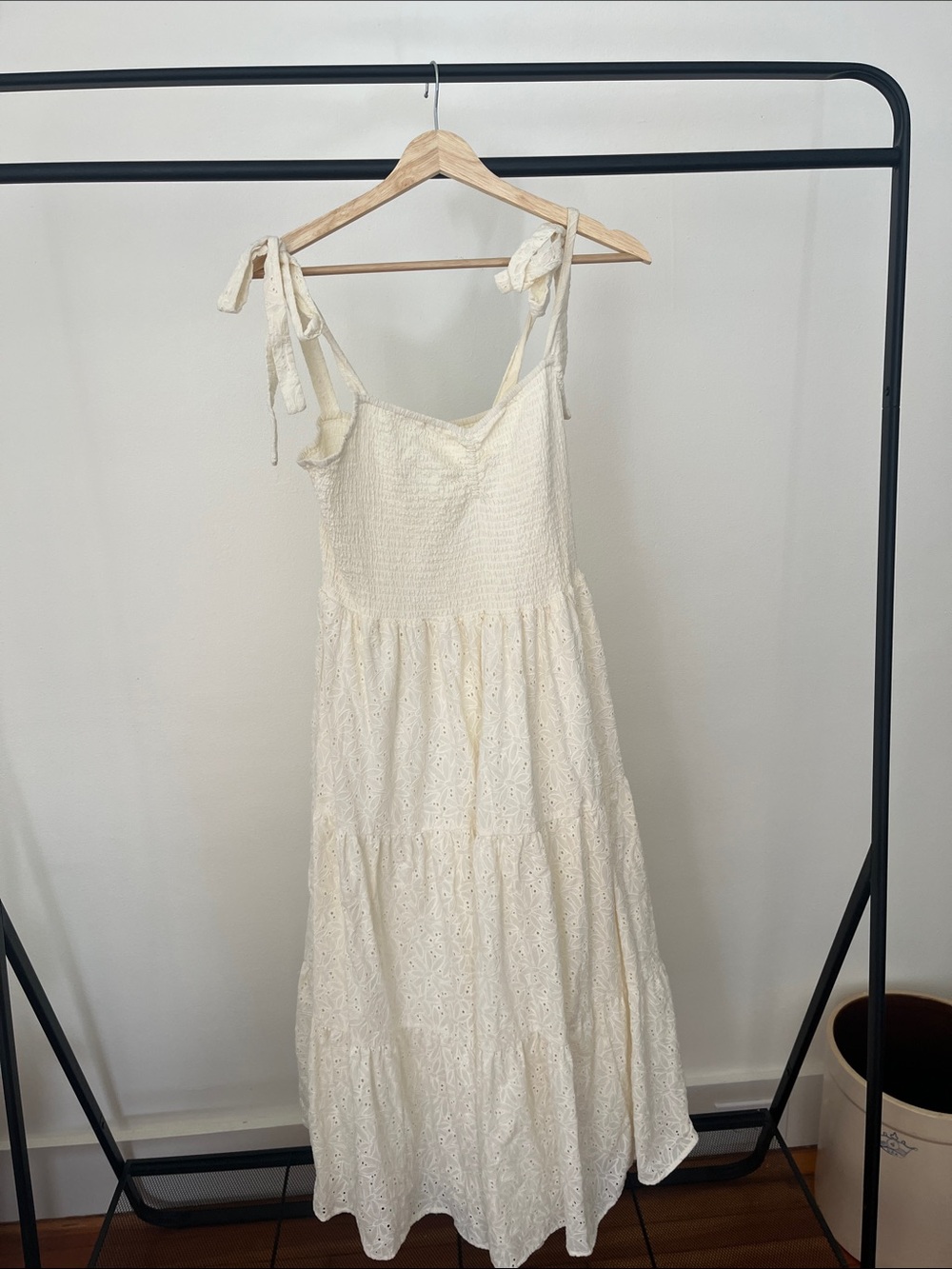 Madewell Eyelet Lucie Tie-Strap Tiered Midi Dress in Cream White